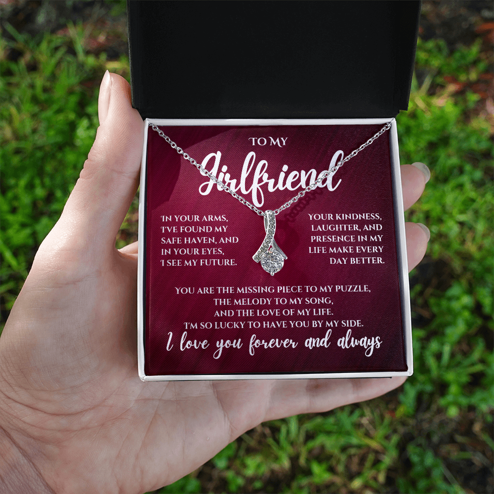 To My Girlfriend - Alluring Beauty Necklace